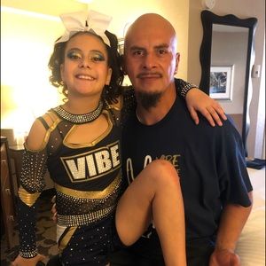 Meet your Posher, Carlos